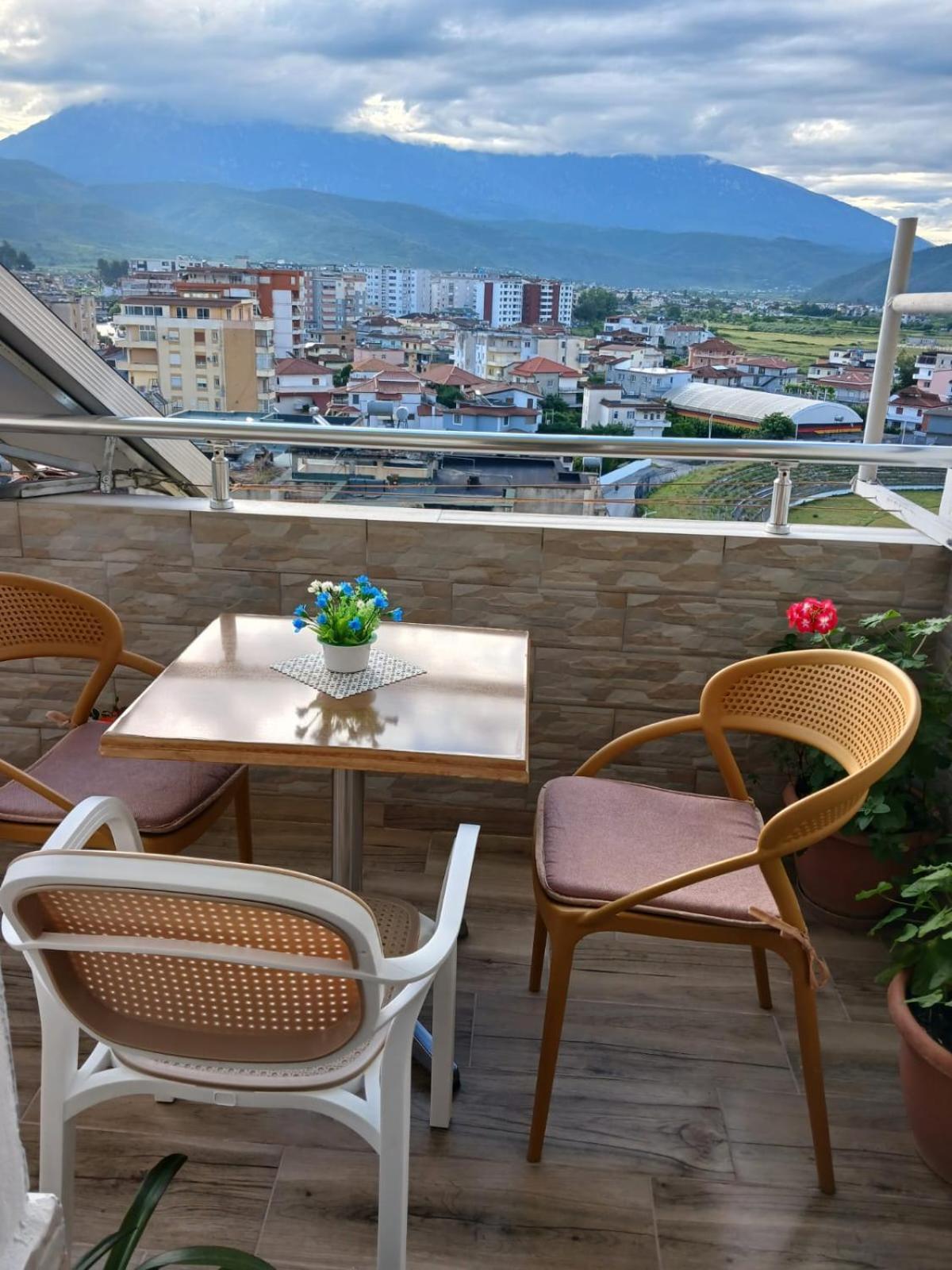 Muska Comfy Apartment Berat Buitenkant foto